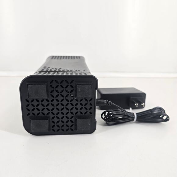 Spectrum WiFi Router / Gateway (Serial CS1901609007775) — Powers On - Picture 5 of 6